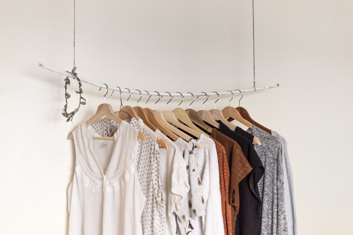 Araras com roupas da Amara Belle